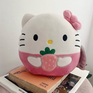 Hello Kitty Strawberry Squishmallow